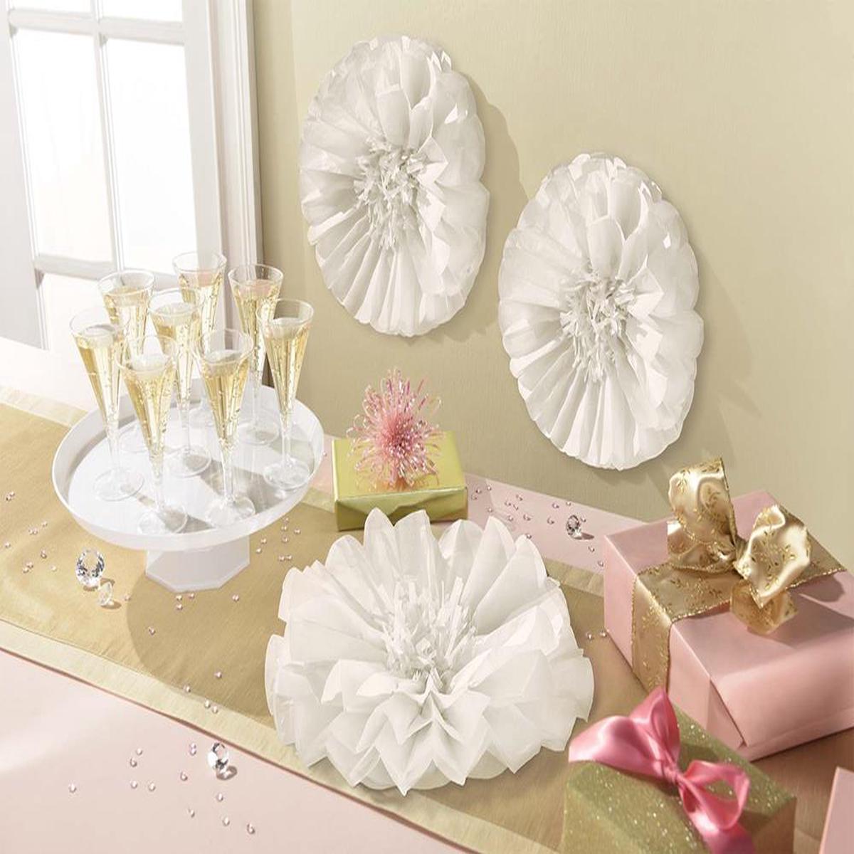 White Flower Fluffy Decorations 3ct